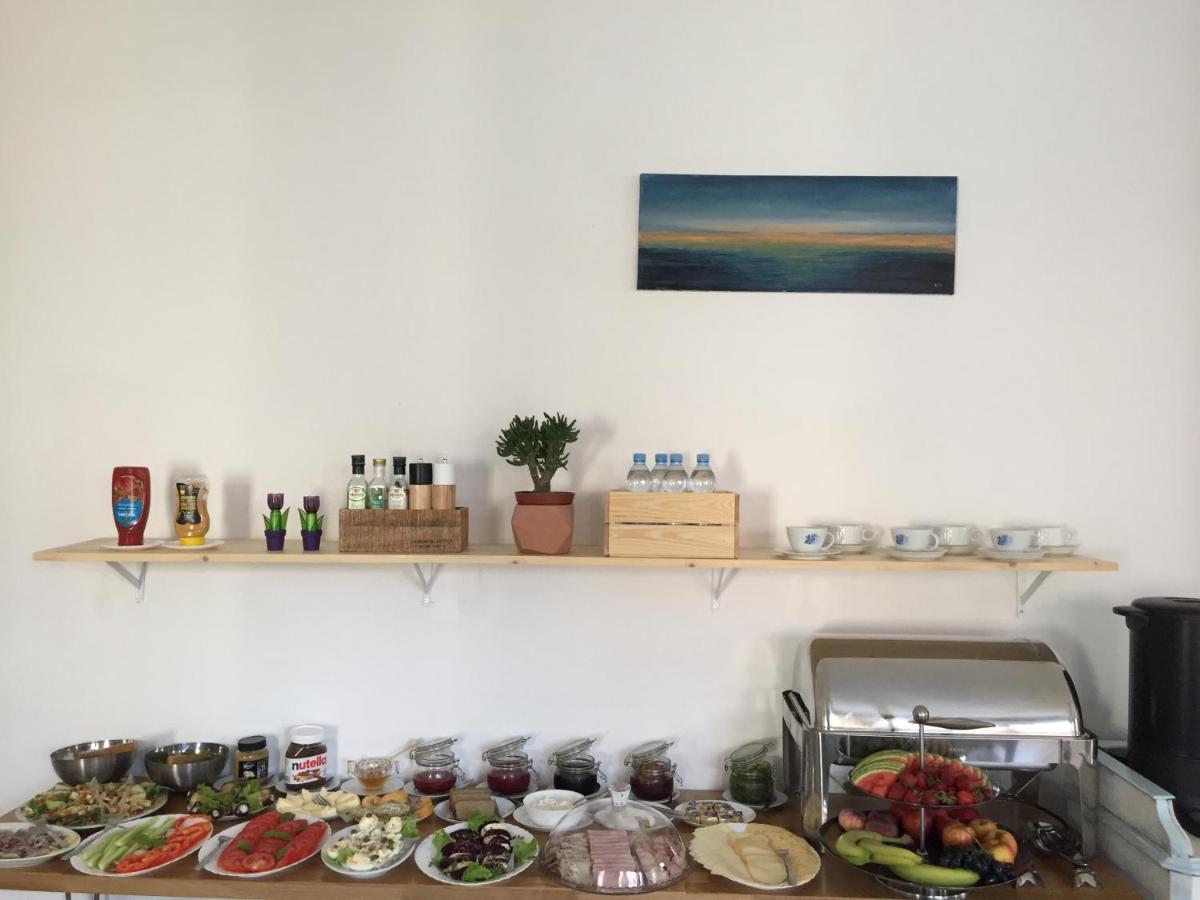 ウェバ Pod Roza Economy Bed & Breakfast エクステリア 写真